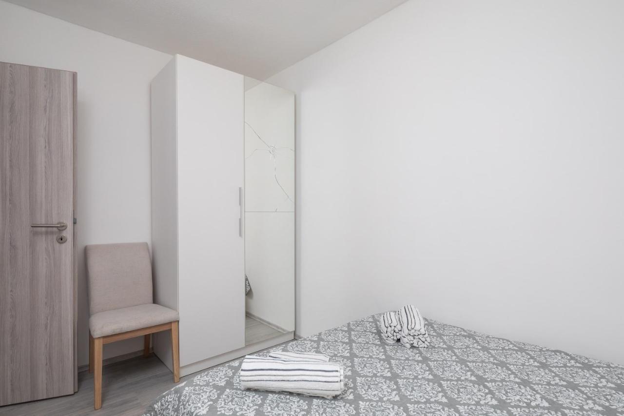 River Park Apartments Omiš Habitación foto